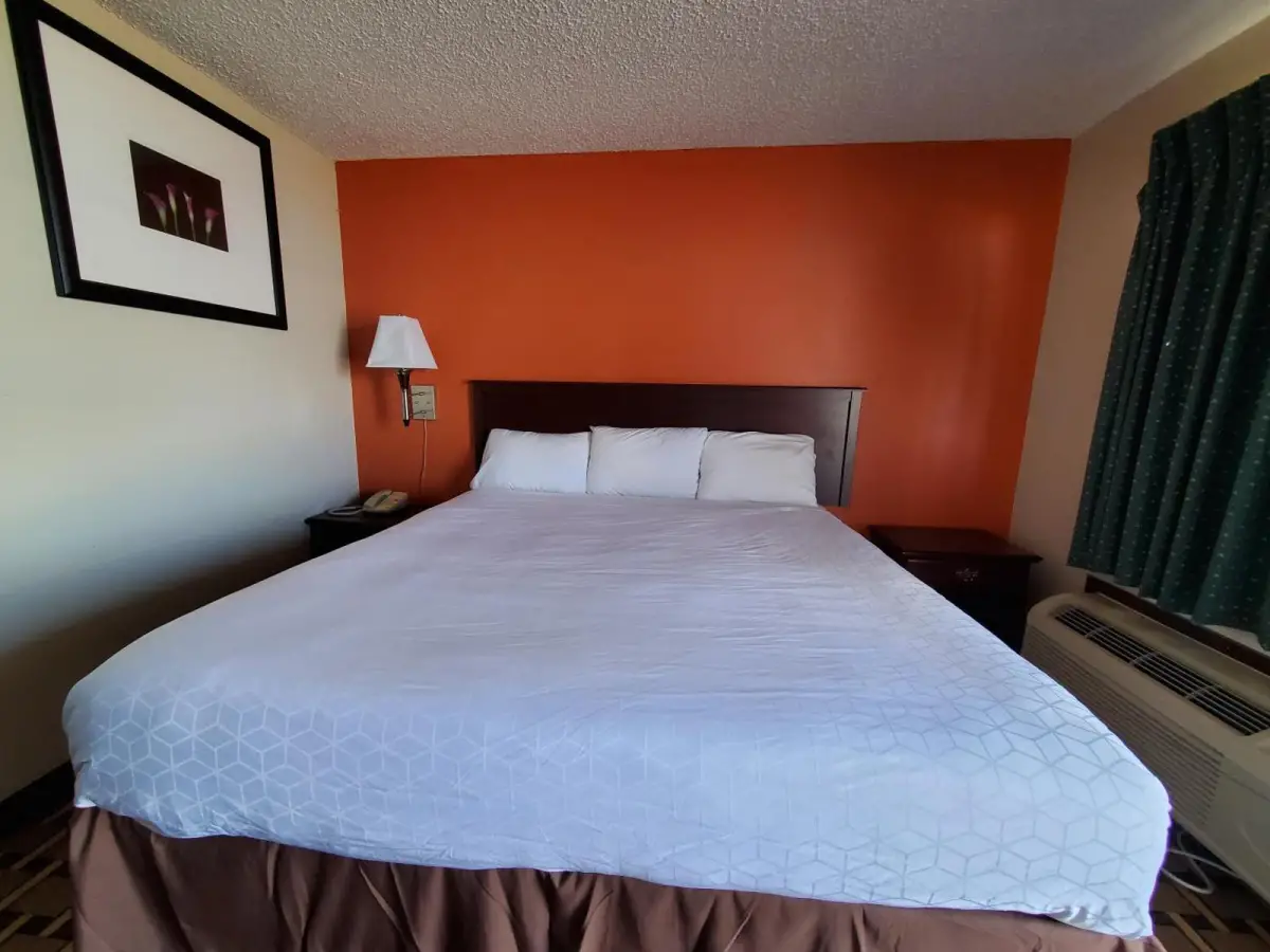 Relax Inn Henryetta 7